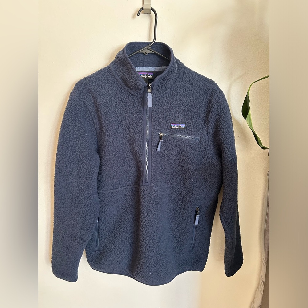 Women’s Patagonia half zip fleece